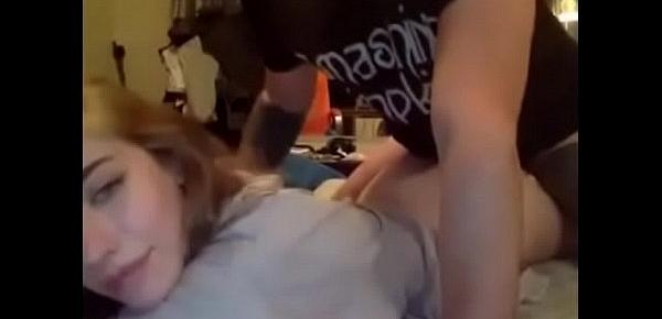  He accidentally creampied his own stepsister!